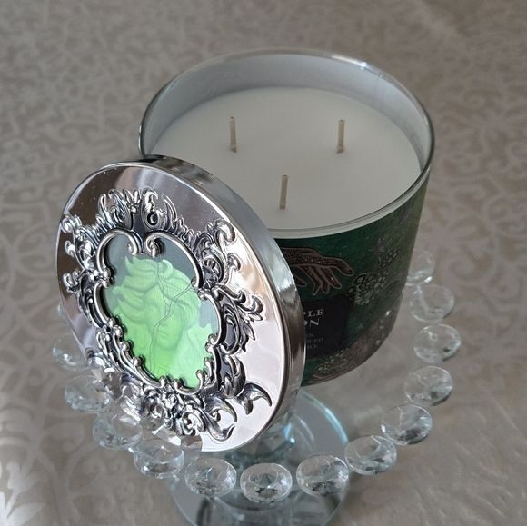 Candy Apple Cauldron 4-Piece Gift Set w/Bag • Bath & Body Works • - Picture 4 of 16